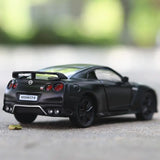 Nissan GTR pull back retro car toy 1:36 scale high imitation alloy model car,matte