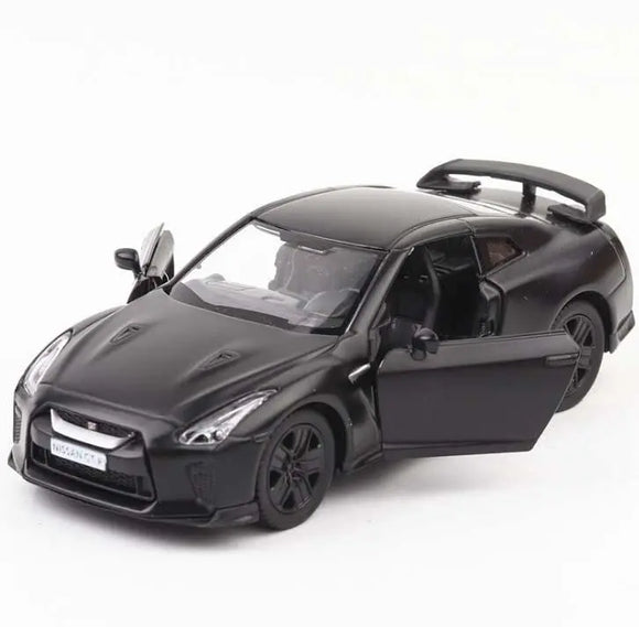 Nissan GTR pull back retro car toy 2 open door 1:36 scale alloy model car matte